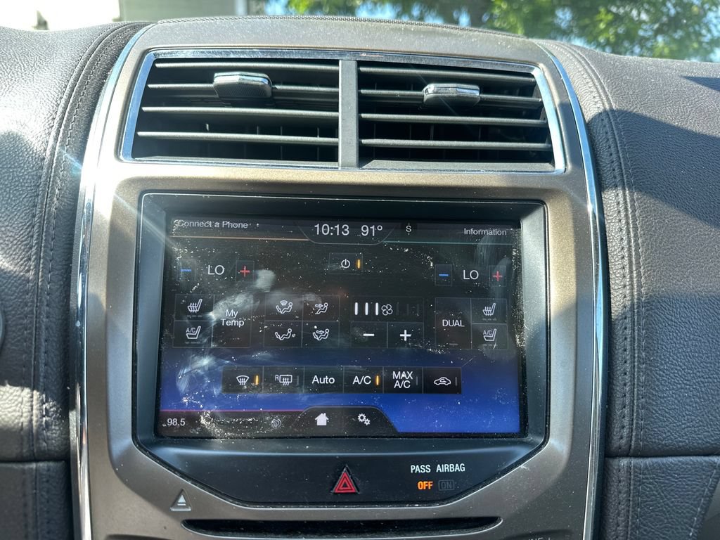 Used 2013 Lincoln MKX FWD w/ Wood Pkg image 17
