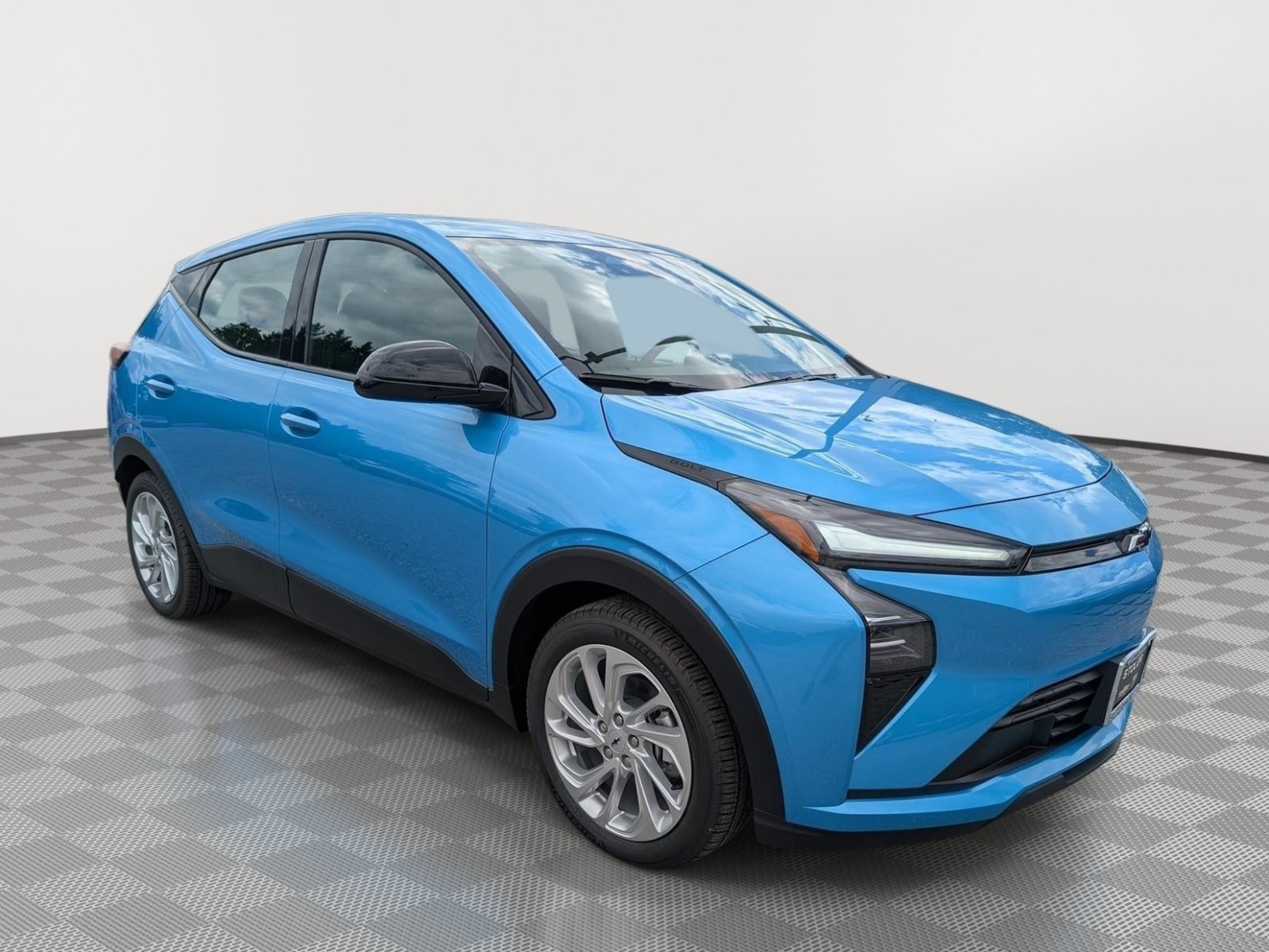 New 2027 Chevrolet Bolt LT FWD image 4