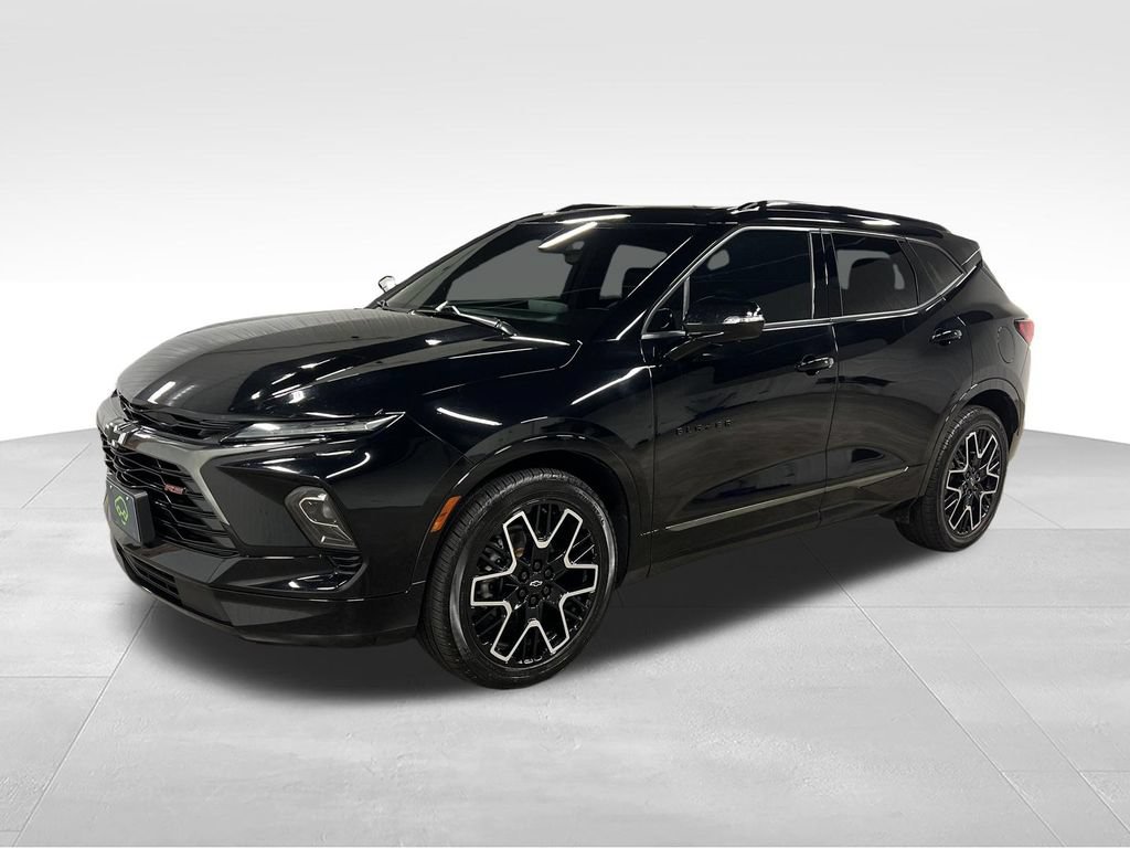 Certified 2023 Chevrolet Blazer RS w/ Driver Confidence II Package AWD/4WD image 5