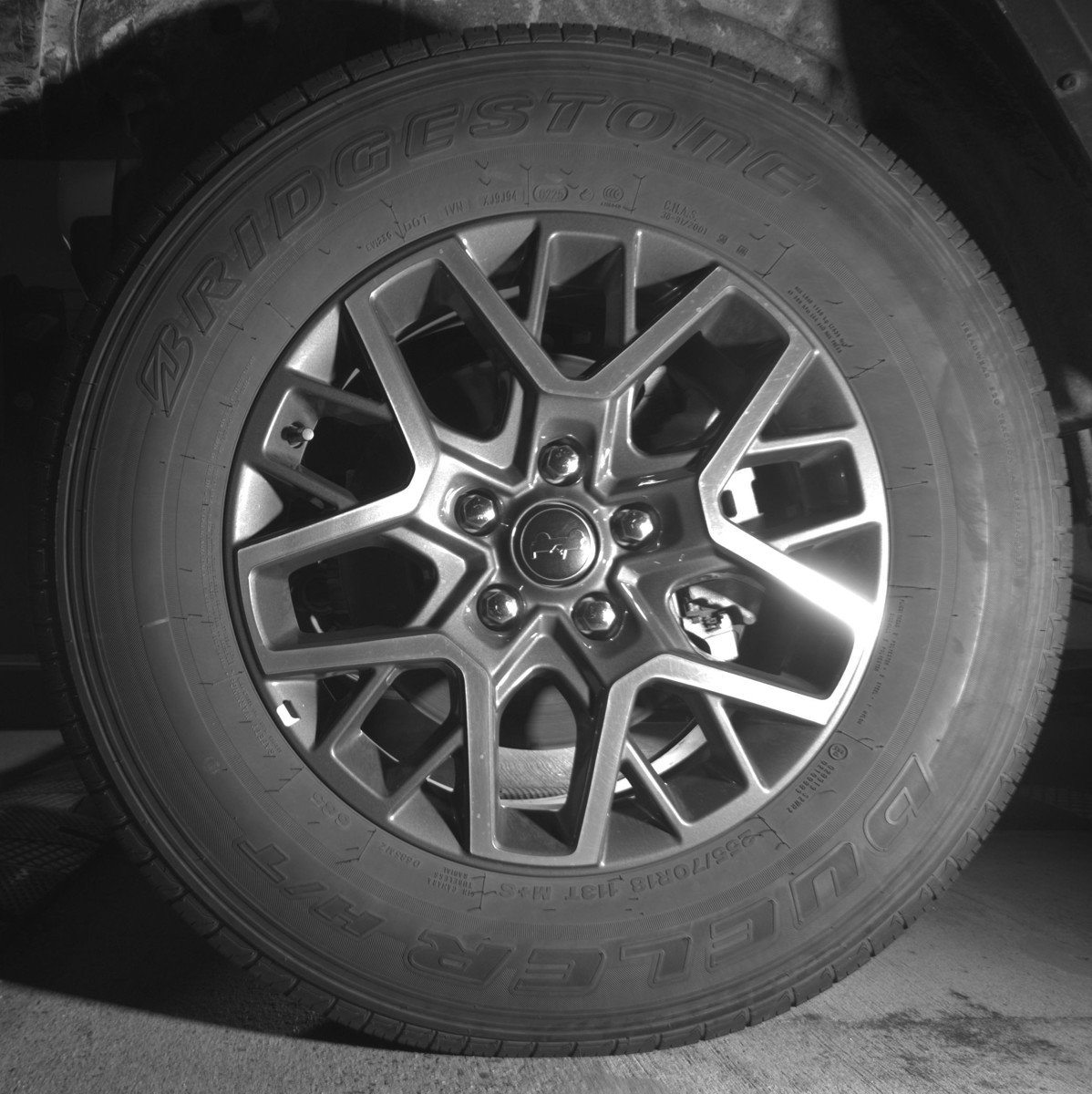 Used 2025 Jeep Wrangler Sahara image 12