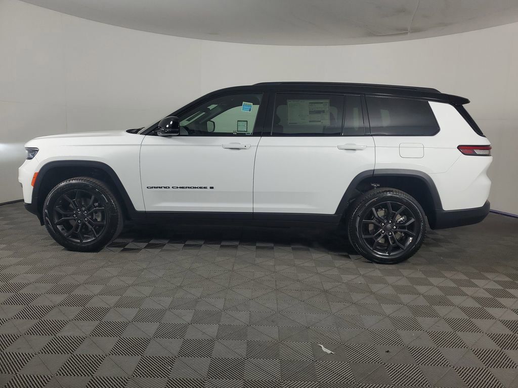 New 2025 Jeep Grand Cherokee L Limited image 7