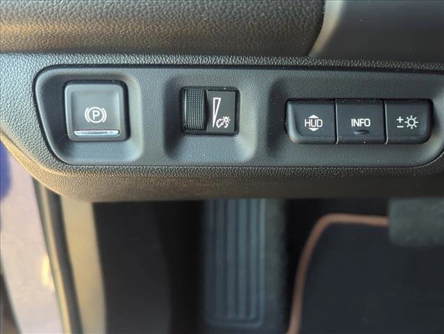 Used 2023 GMC Acadia AT4 w/ Technology Package image 13