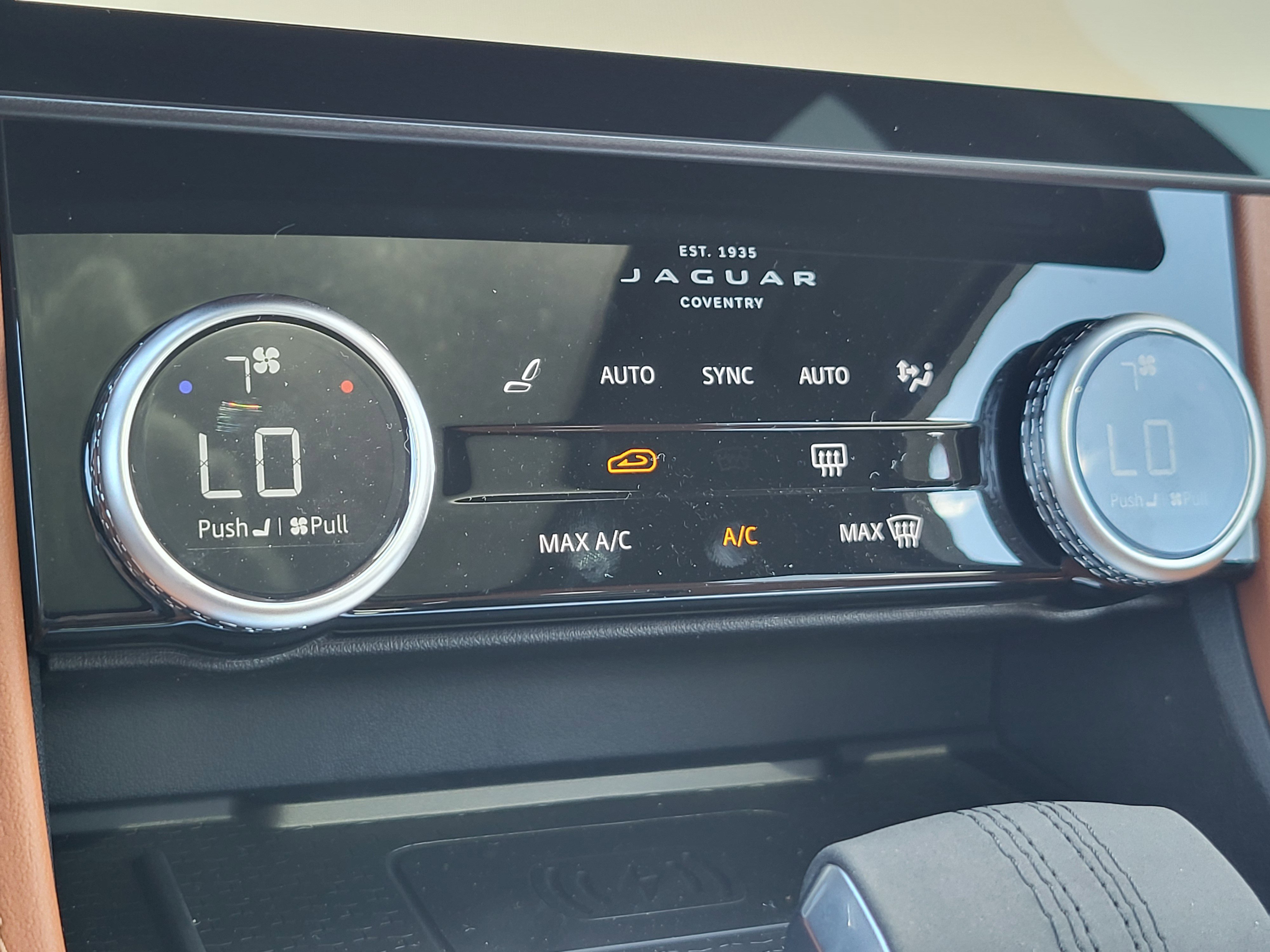 New 2026 Jaguar F-PACE R-Dynamic S image 27