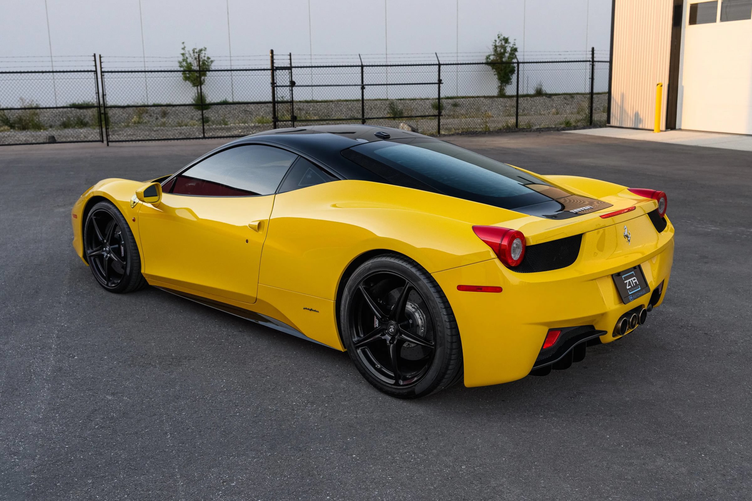 Used 2010 Ferrari 458 Italia Coupe RWD image 14