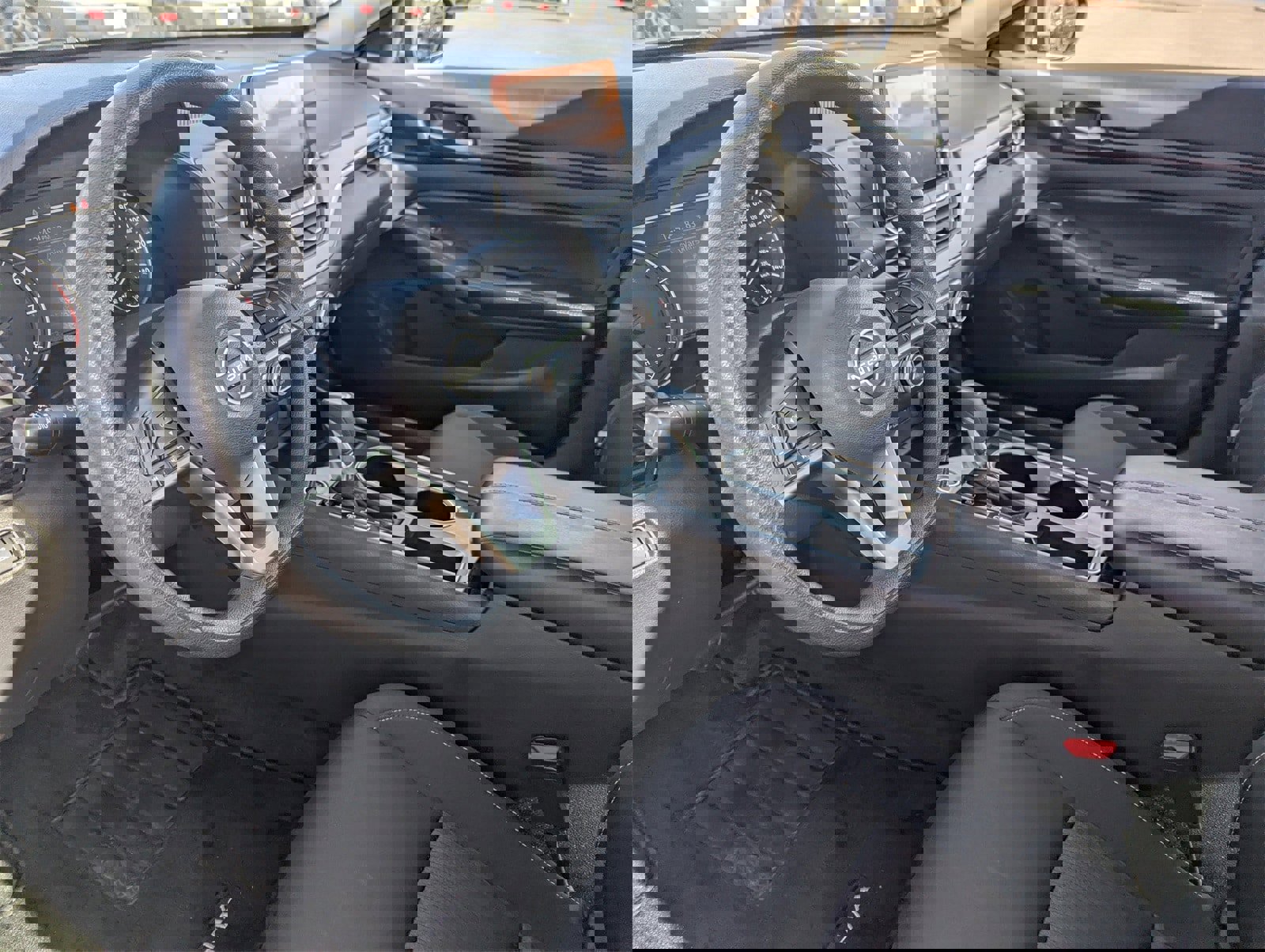 Used 2024 Nissan Altima 2.5 SV image 15