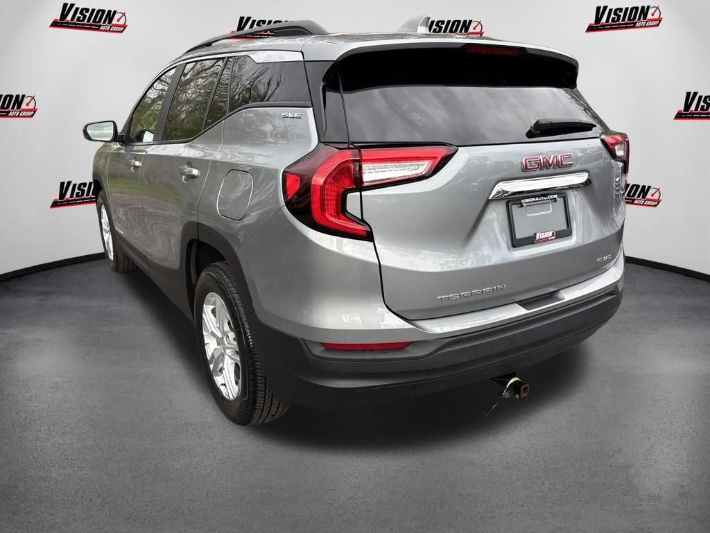 Used 2023 GMC Terrain SLE w/ Driver Convenience Package AWD/4WD image 1