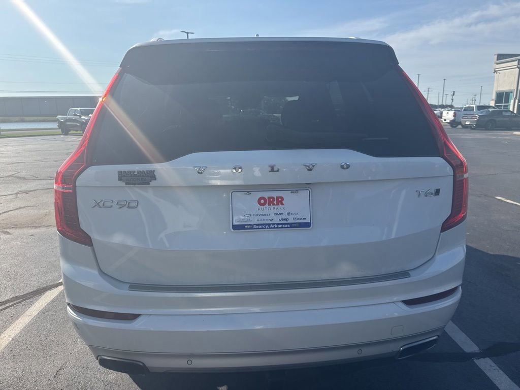 Used 2018 Volvo XC90 T6 Momentum w/ Convenience Package AWD/4WD image 5