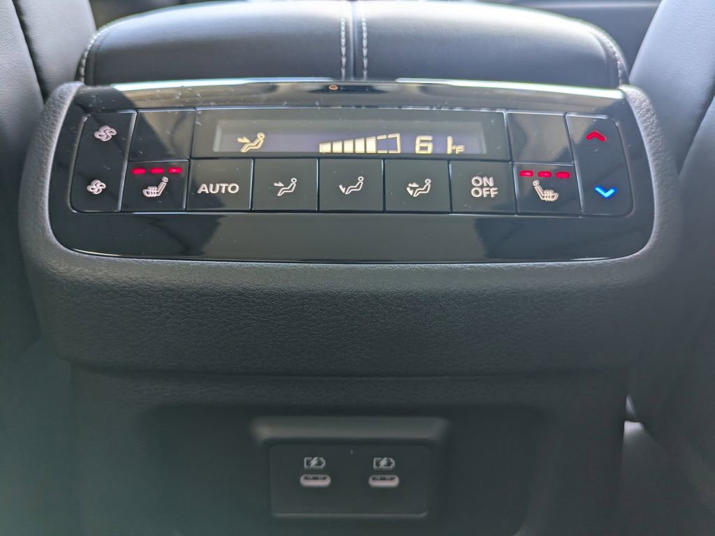 New 2026 INFINITI QX60 Luxe w/ Family Package image 17