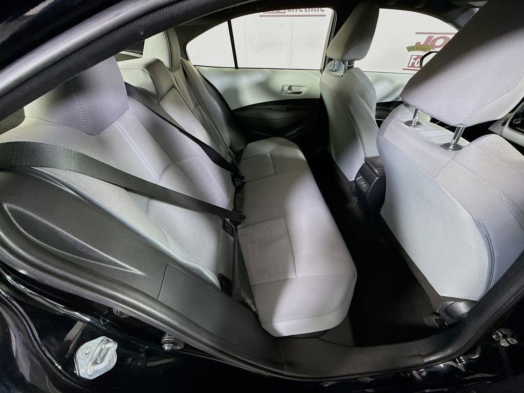 Certified 2024 Toyota Corolla SE image 28