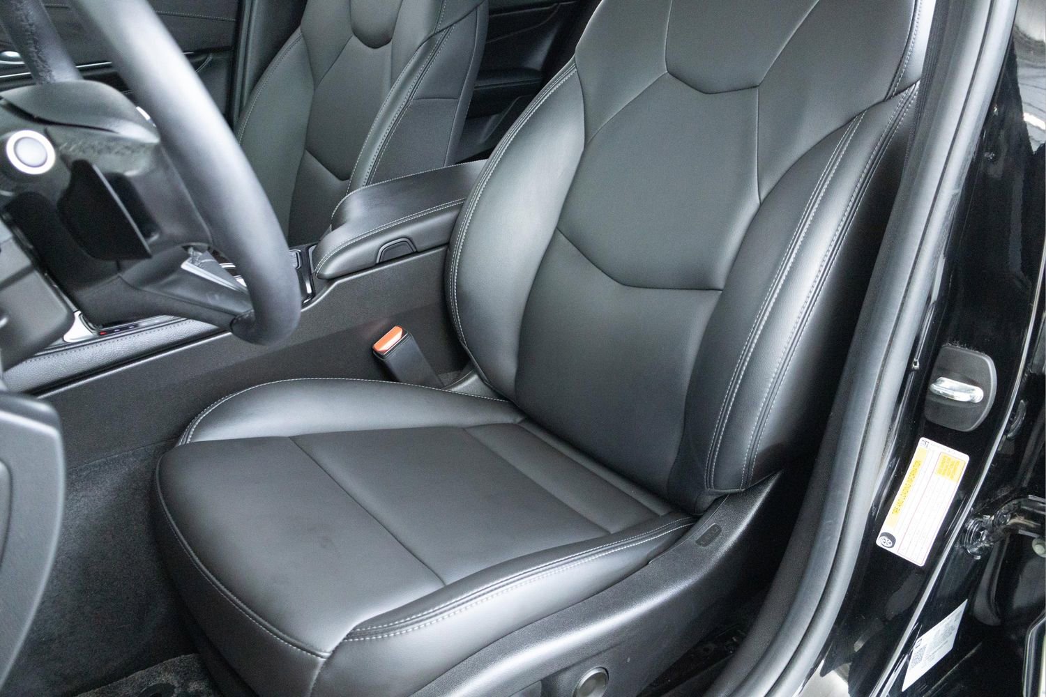 Used 2023 Cadillac CT4 Luxury w/ Sun And Sound Package image 12