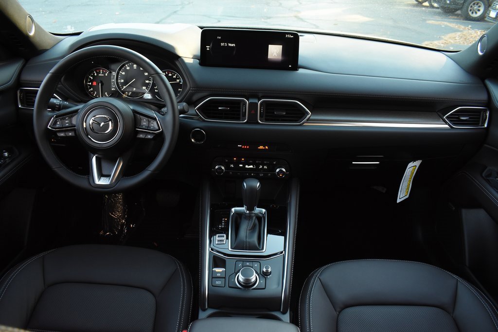 New 2025 MAZDA CX-5 Signature image 29