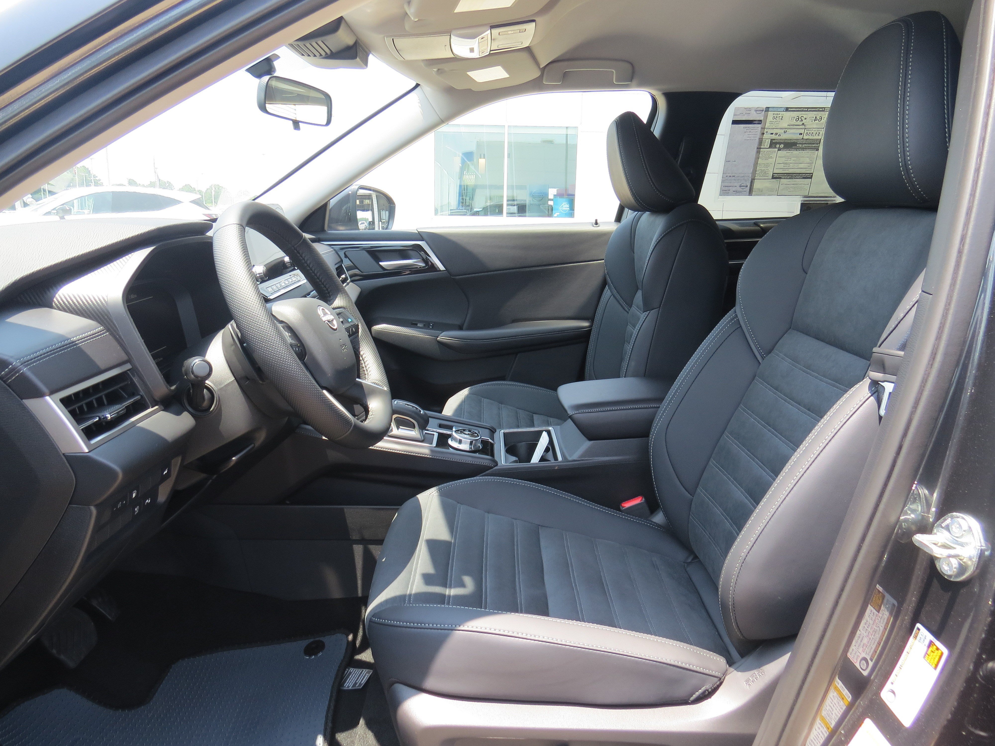 New 2026 Nissan Rogue SL AWD/4WD image 12