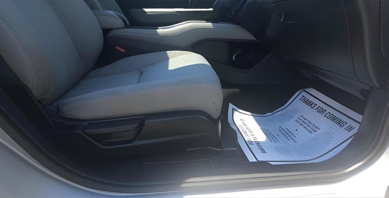 Used 2019 Honda HR-V EX image 32