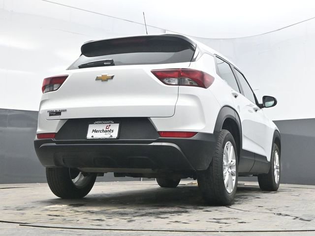 Used 2023 Chevrolet TrailBlazer LS image 38