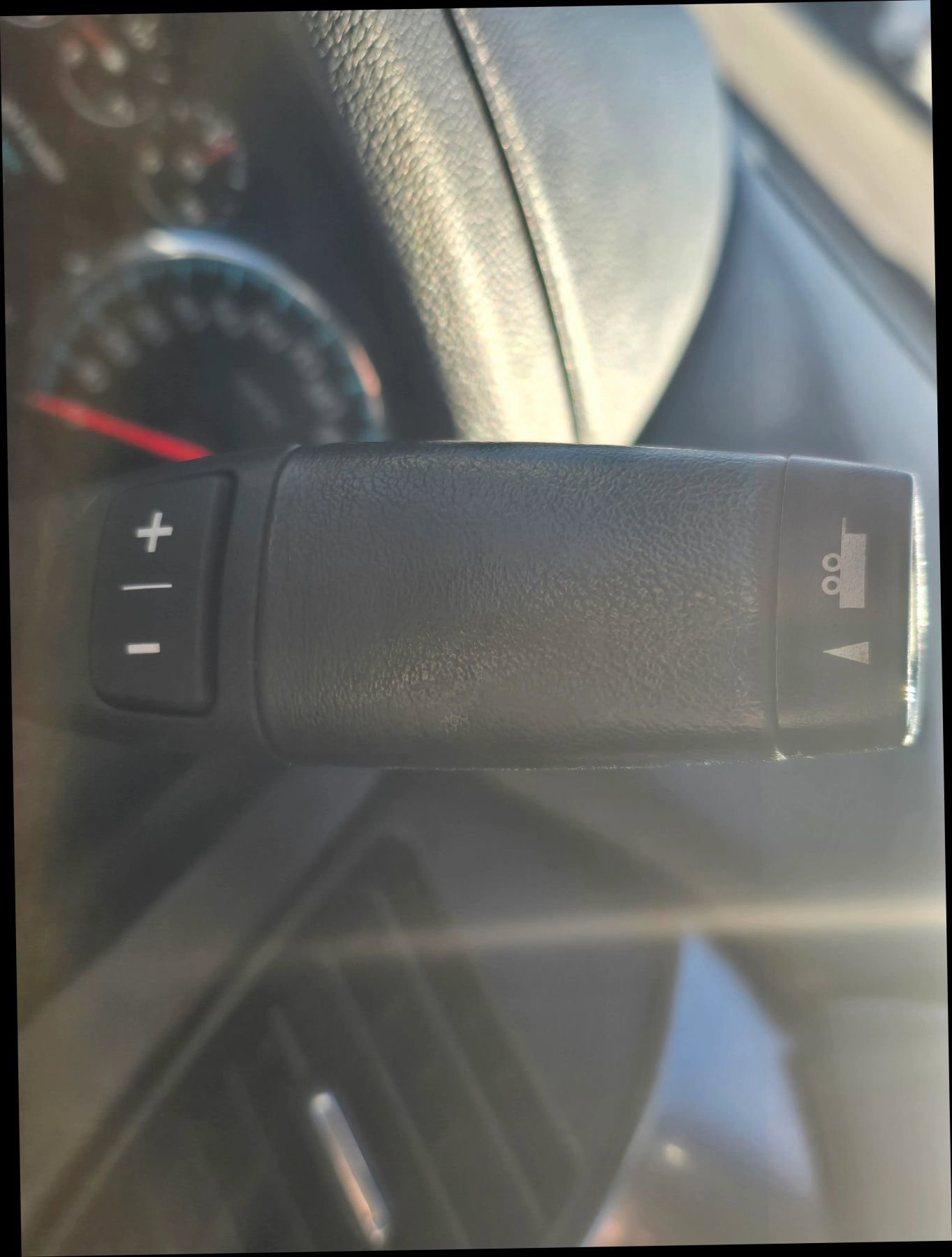 Used 2016 Chevrolet Tahoe LTZ image 29