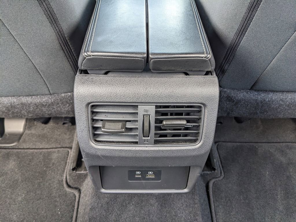 Used 2023 Nissan Rogue SV image 38