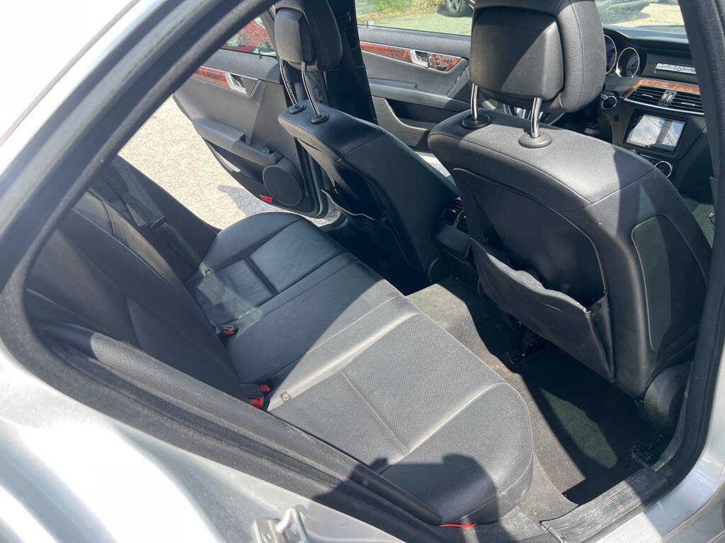 Used 2014 Mercedes-Benz C 300 4MATIC Sedan image 18