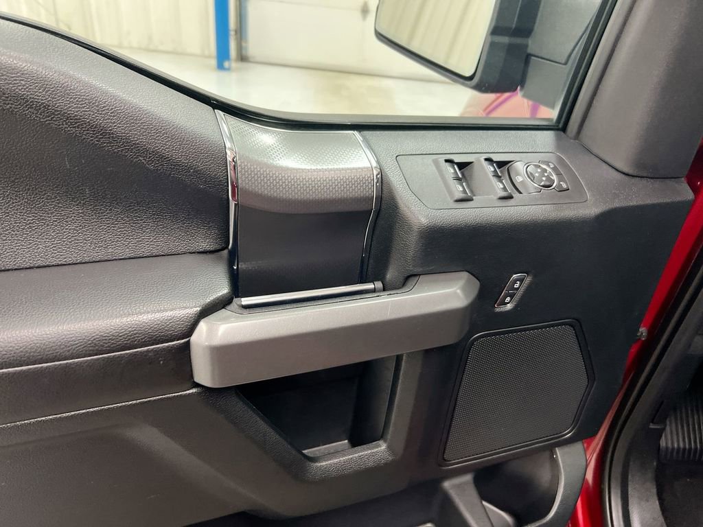 Used 2016 Ford F150 XLT w/ Equipment Group 302A Luxury image 22