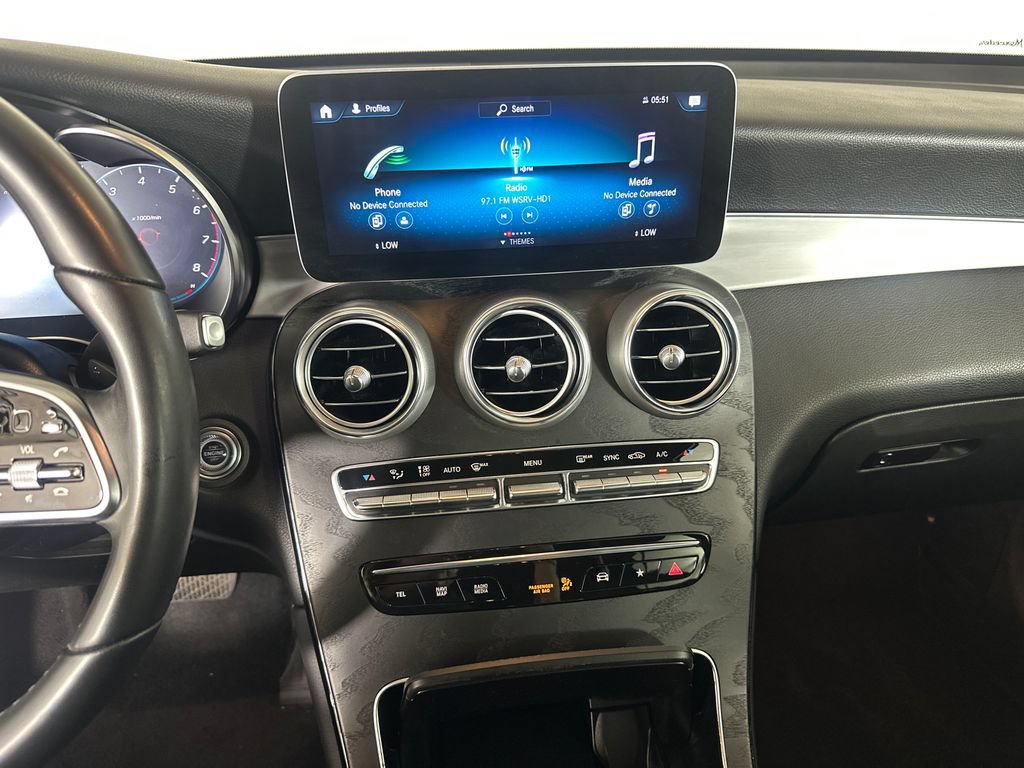 Used 2022 Mercedes-Benz GLC 300 image 30