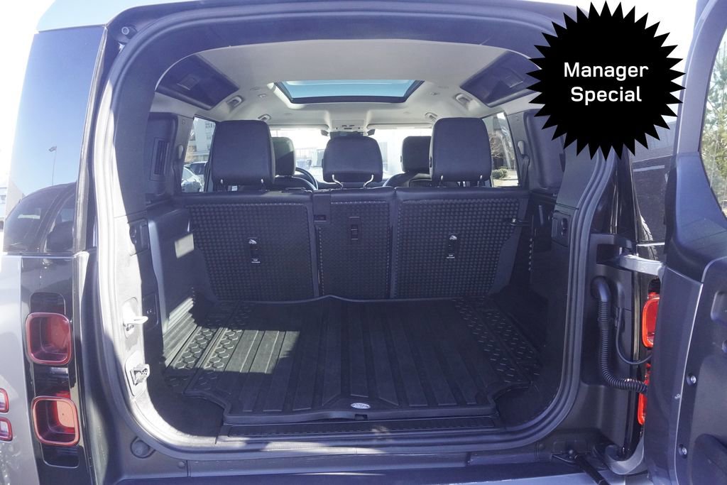 Used 2020 Land Rover Defender 110 SE image 31