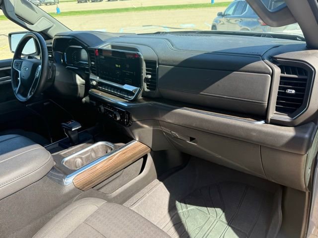 Certified 2024 Chevrolet Silverado 1500 RST w/ Convenience Package II AWD/4WD image 31
