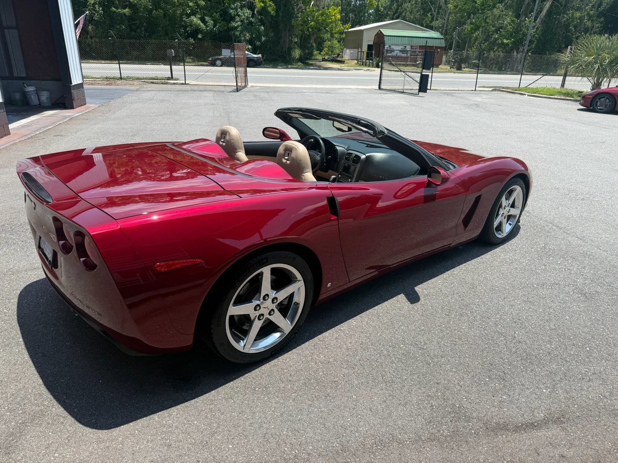 Used 2006 Chevrolet Corvette Convertible w/ Preferred Equipment Group RWD image 12