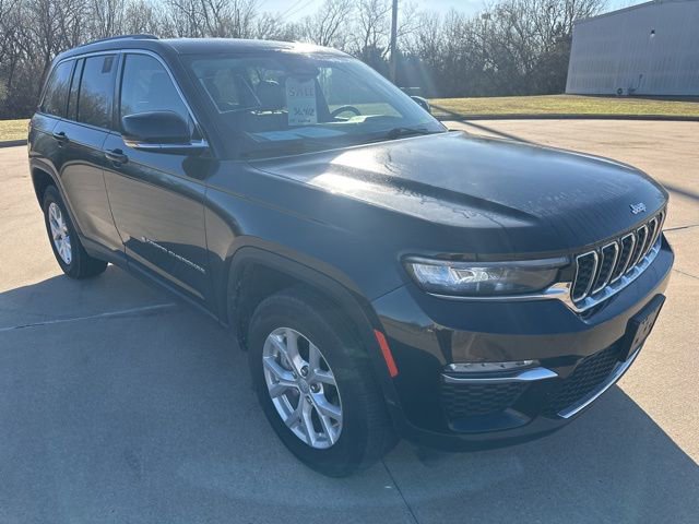 Used 2024 Jeep Grand Cherokee Limited image 7