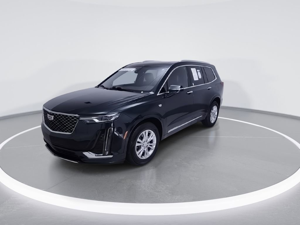 Used 2024 Cadillac XT6 Luxury w/ LPO, Floor Liner Package FWD image 5