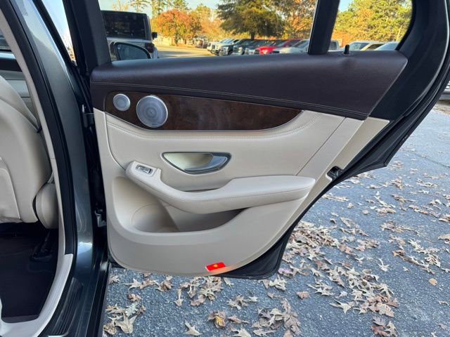 Used 2016 Mercedes-Benz GLC 300 image 10