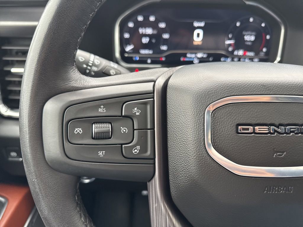 Used 2024 GMC Sierra 3500 Denali Ultimate AWD/4WD image 17