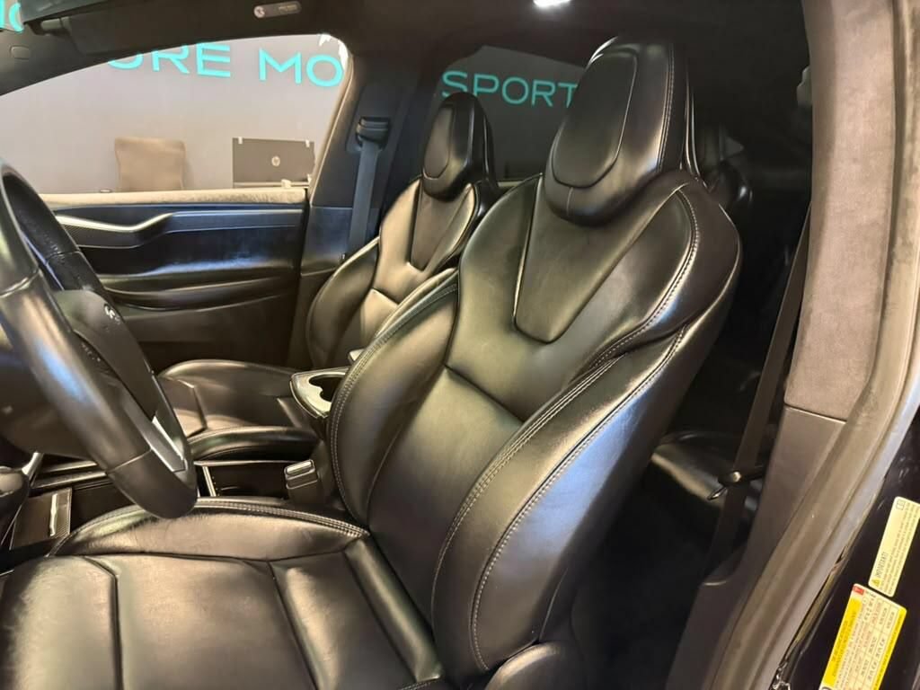 Used 2018 Tesla Model X 100D AWD/4WD image 15