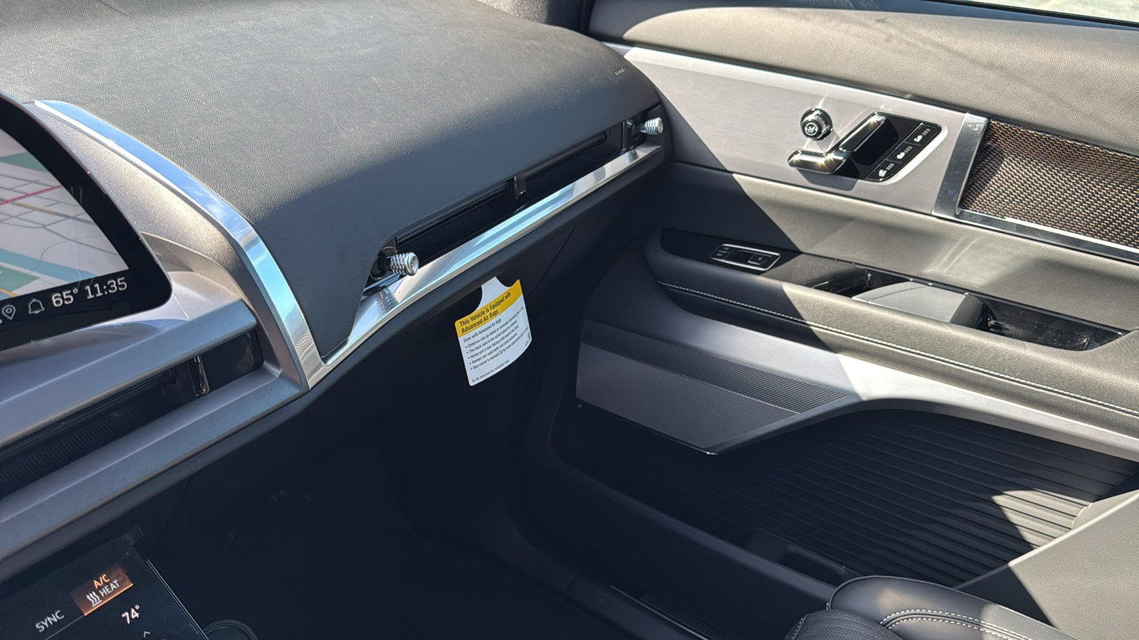 New 2026 Cadillac Vistiq Luxury image 23