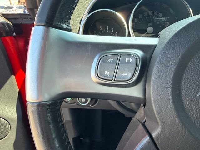 Used 2006 Chevrolet SSR w/ Preferred Equipment Group RWD image 12
