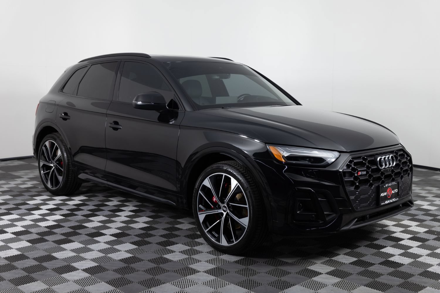 Used 2021 Audi SQ5 Prestige w/ Prestige Package AWD/4WD image 10