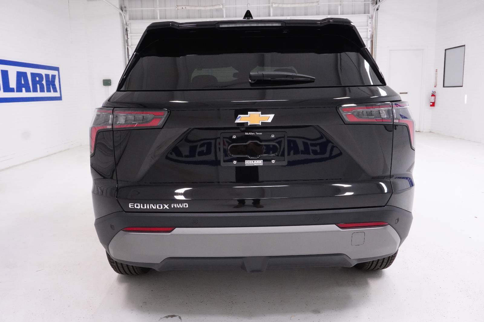 New 2026 Chevrolet Equinox LT image 6