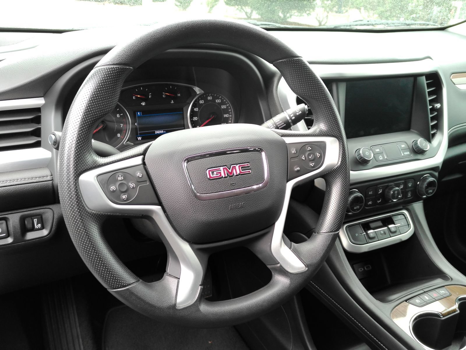 Certified 2023 GMC Acadia SLE w/ Driver Convenience Package AWD/4WD image 30
