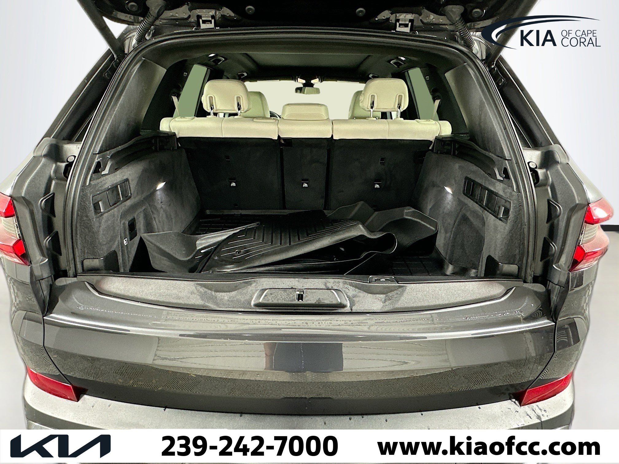 Used 2020 BMW X5 xDrive40i w/ Premium Package image 28