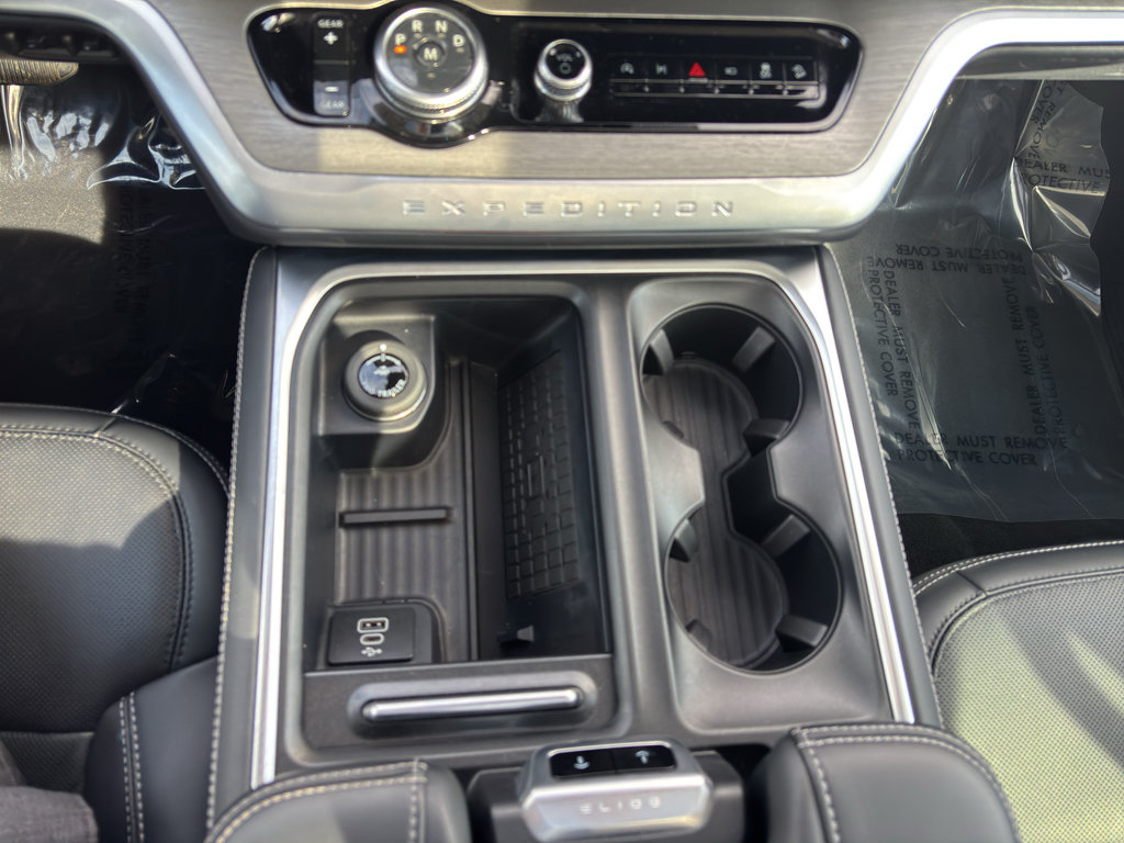 Used 2025 Ford Expedition Max Platinum AWD/4WD image 22