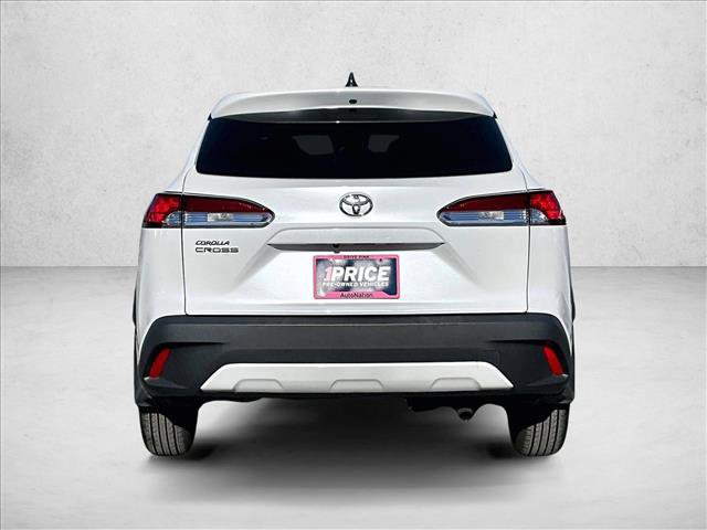 Used 2022 Toyota Corolla Cross L image 4
