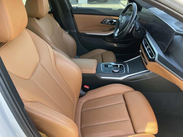 Used 2023 BMW 330i Sedan w/ Convenience Package image 36