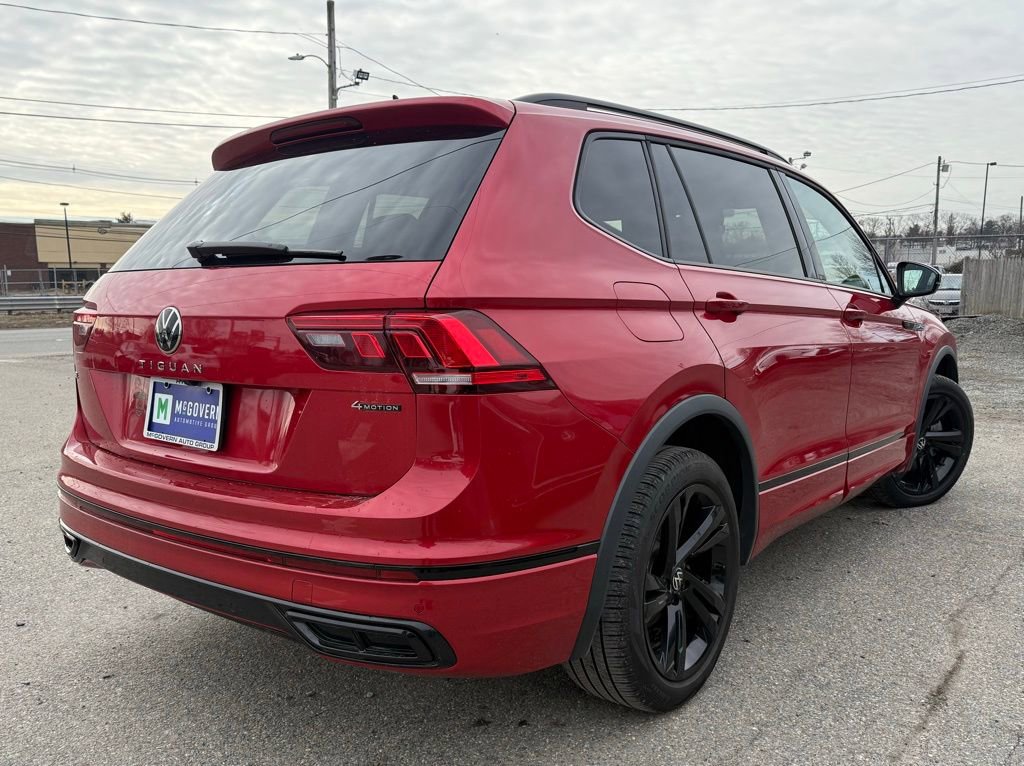 Used 2024 Volkswagen Tiguan SE R-Line image 5