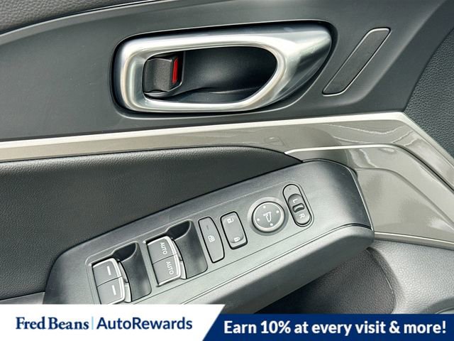 New 2025 Acura Integra image 17