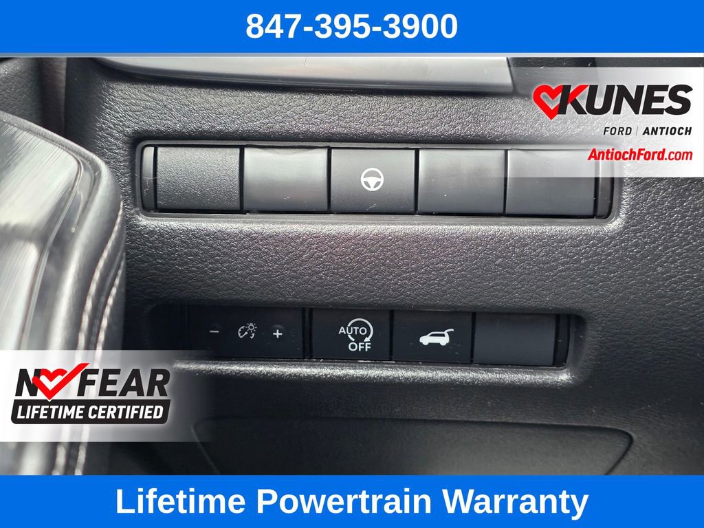 Used 2025 Nissan Rogue SV image 41