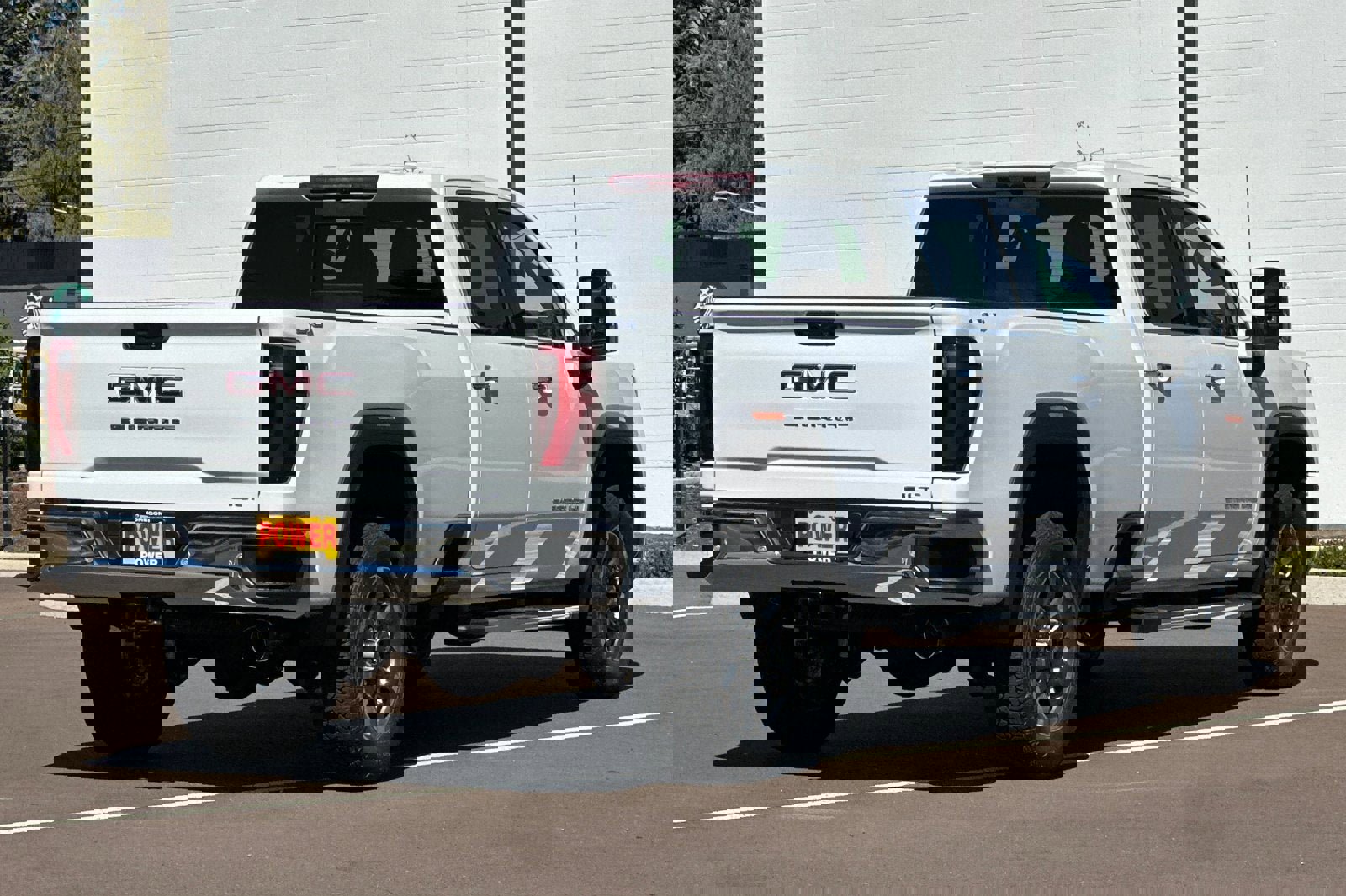 New 2026 GMC Sierra 3500 SLT w/ SLT Premium Package image 5