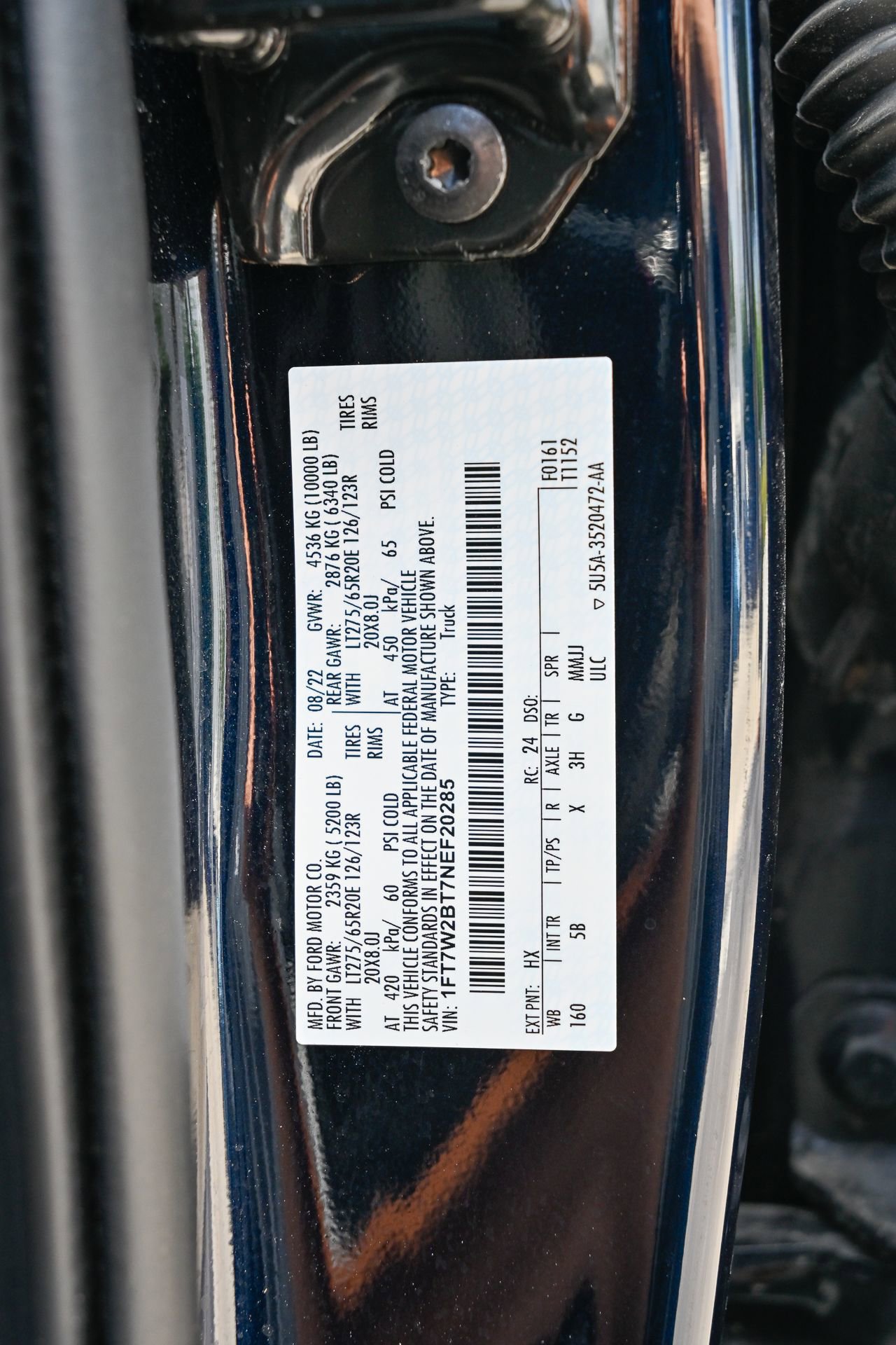 Used 2022 Ford F250 Lariat w/ Black Appearance Package AWD/4WD image 32