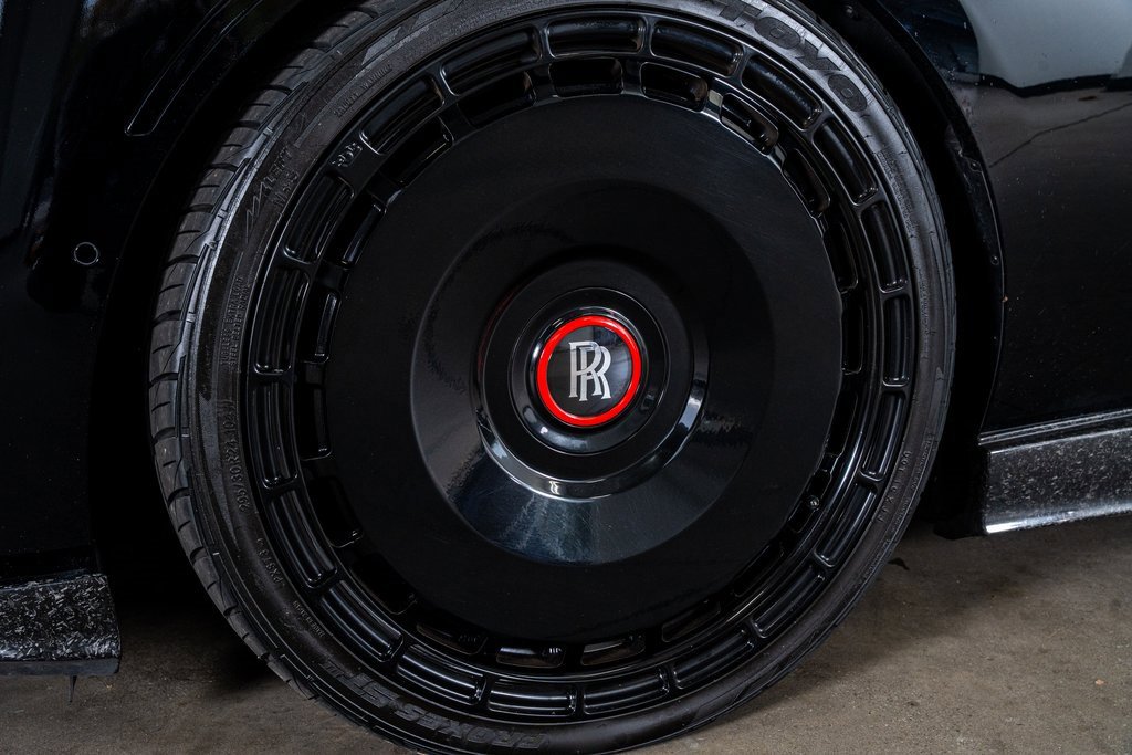 Used 2024 Rolls-Royce Spectre w/ Spectre Launch Package image 10