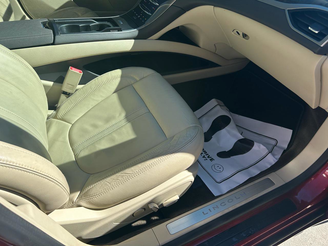 Used 2015 Lincoln MKZ Hybrid w/ Equipment Group 201A Select image 12