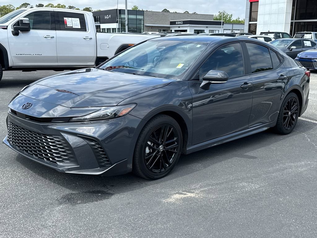 Certified 2025 Toyota Camry SE FWD image 7
