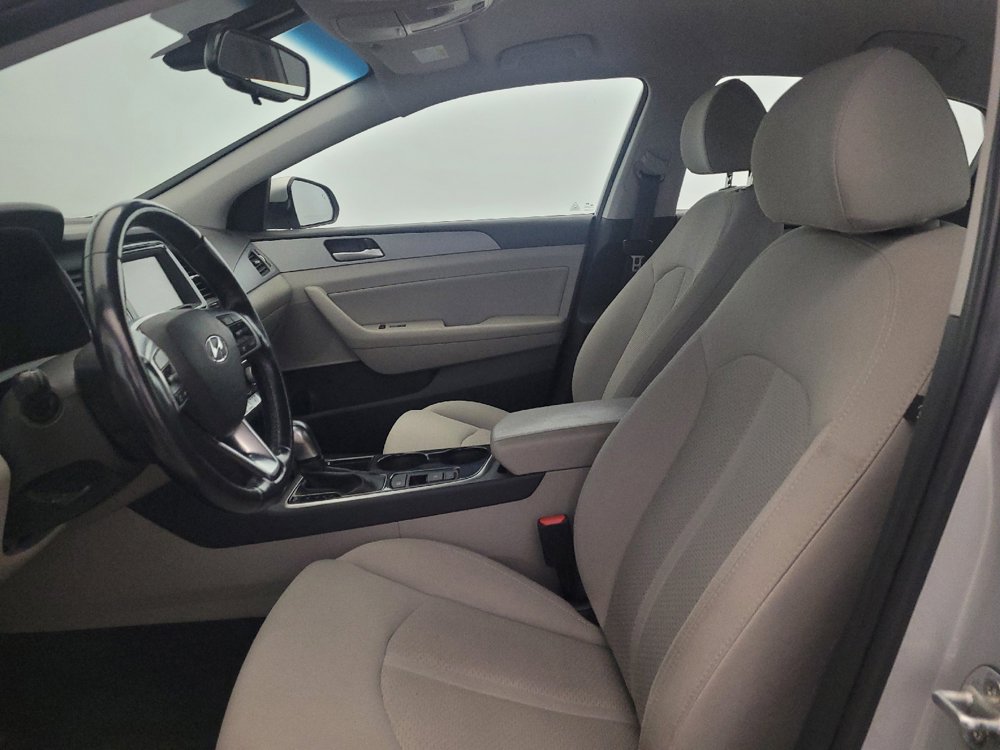 Used 2019 Hyundai Sonata SEL w/ Tech Package 02 FWD image 17