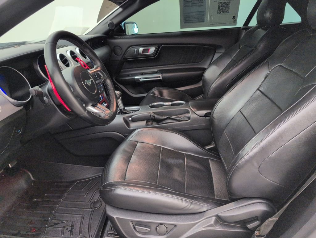 Used 2020 Ford Mustang GT Premium image 4